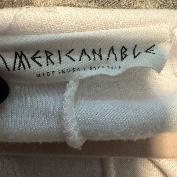 White Fitted Long Sleeve Buttoned Top Cute Distressed Bottom - Picture 4 of 5